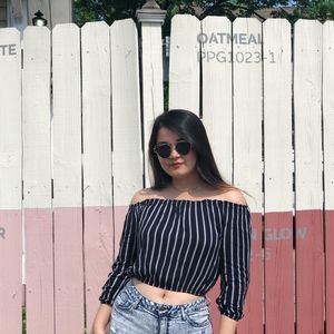 Meet your Posher, Aurora